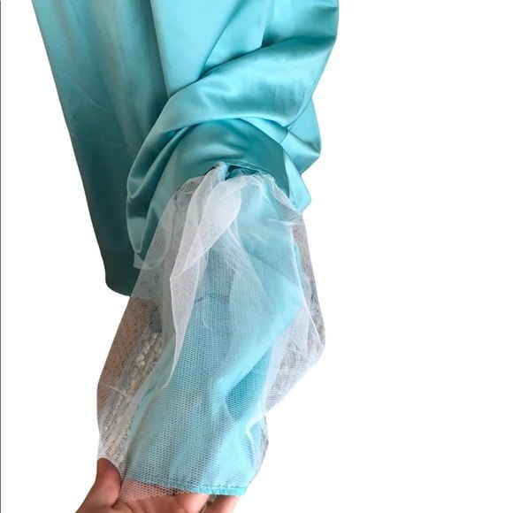 Beautiful Turquoise Prom Ball Bridal Dress - Picture 4 of 10